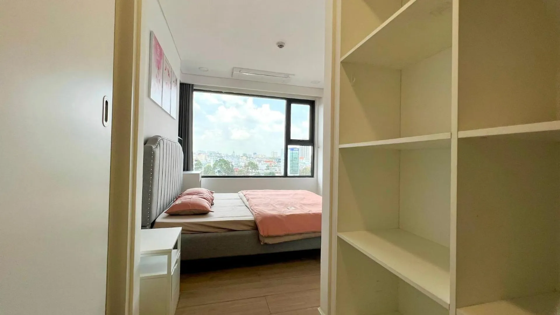2Br Apartment In Kingdom101-District 10 Ho Chi Minh City