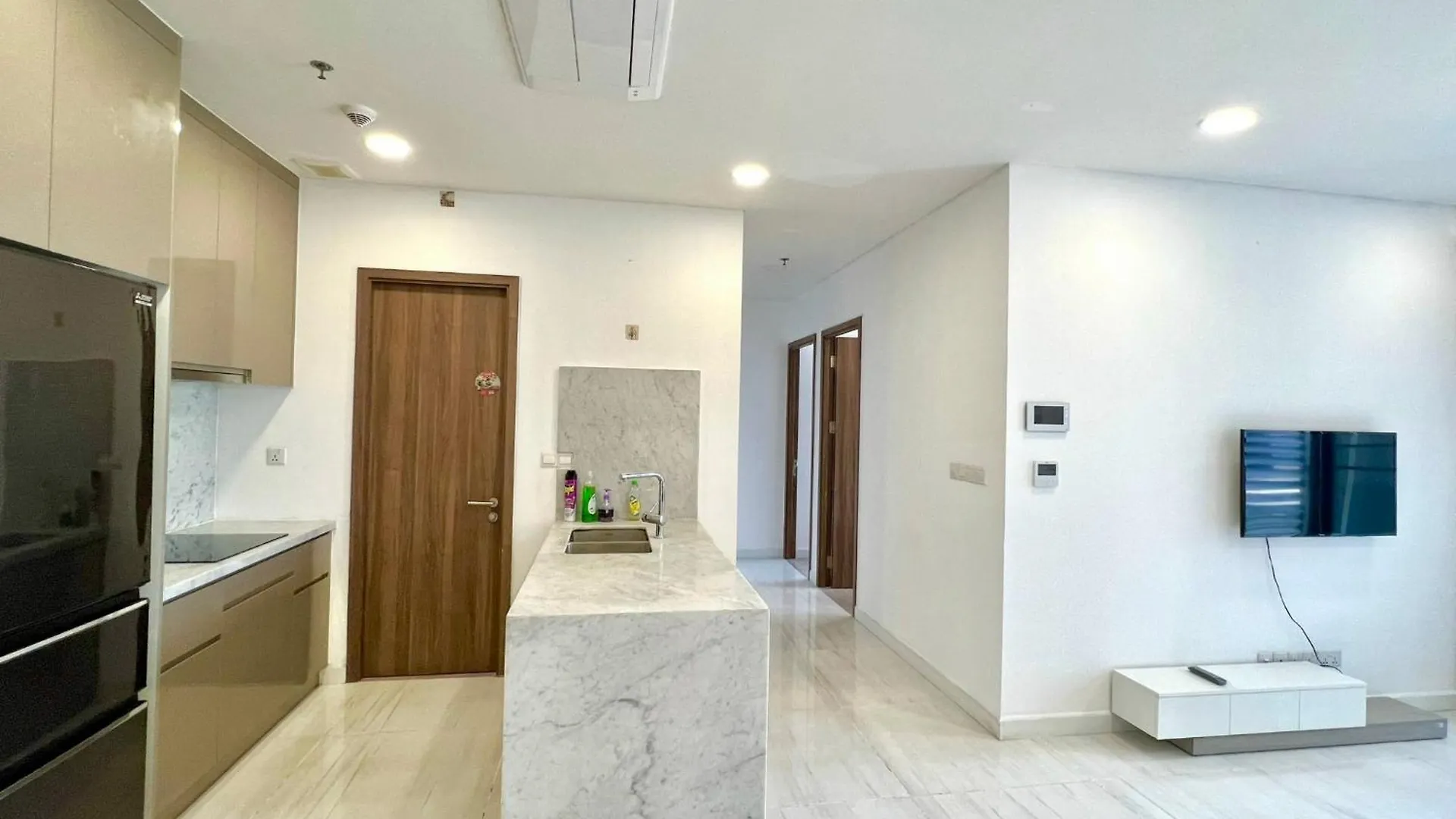 2Br Apartment In Kingdom101-District 10 Ho Chi Minh City 0*,  Vietnam