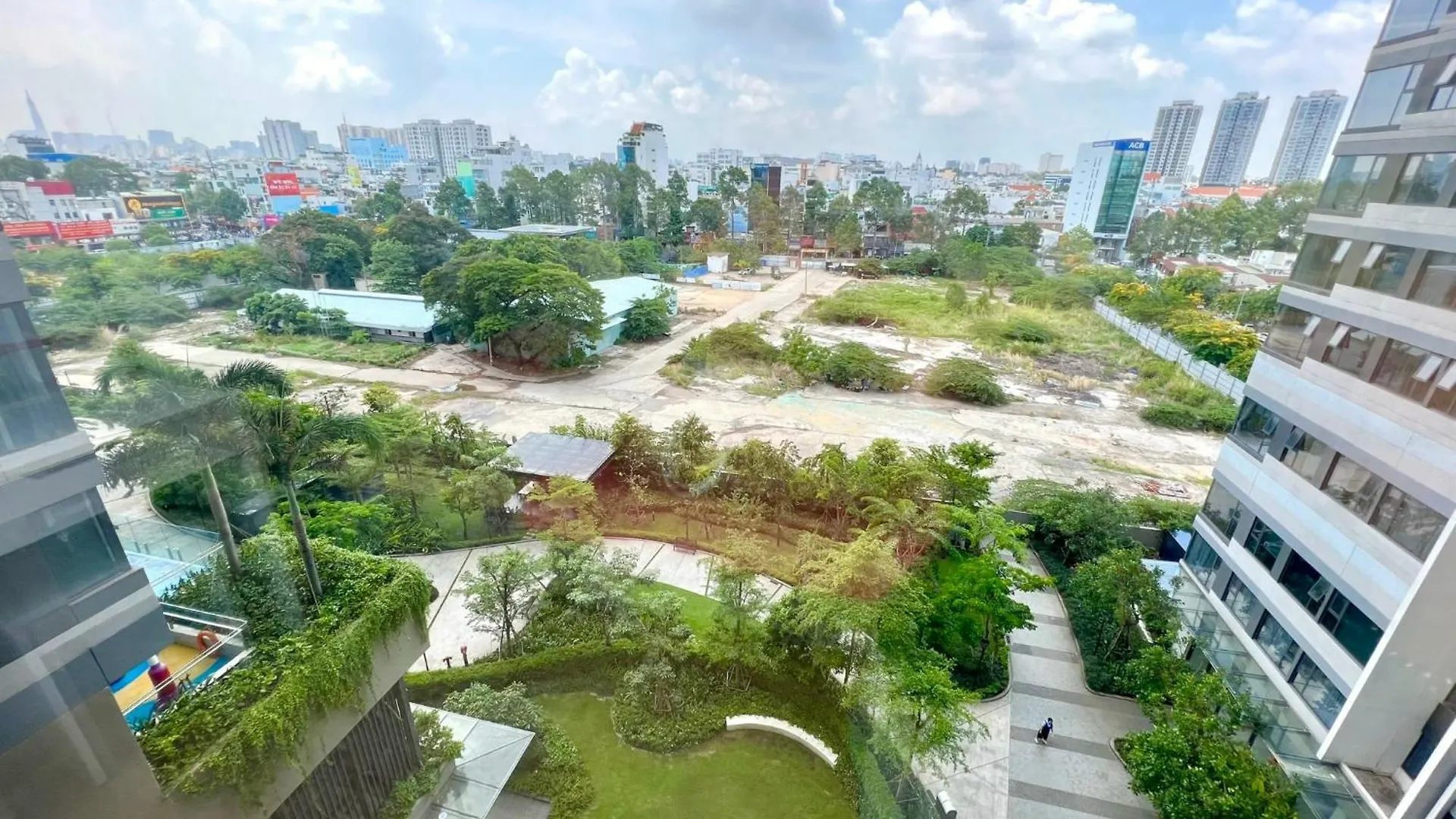 2Br Apartment In Kingdom101-District 10 Ho Chi Minh City