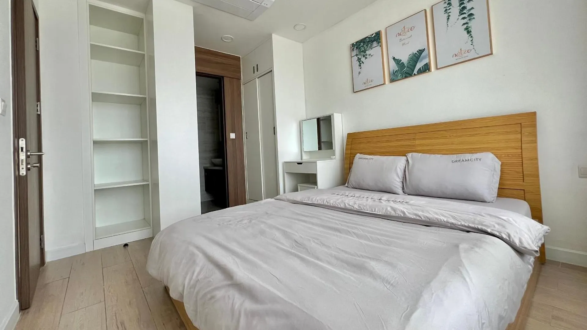2Br Apartment In Kingdom101-District 10 Ho Chi Minh City Vietnam