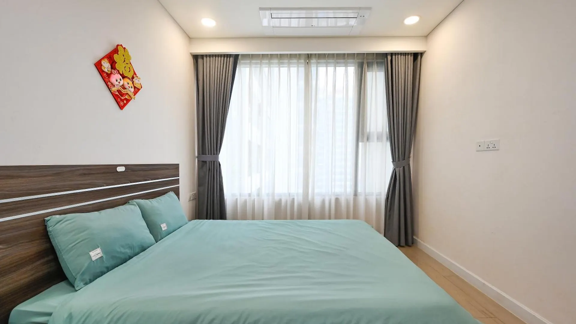 2Br Apartment In Kingdom101-District 10 Ho Chi Minh City
