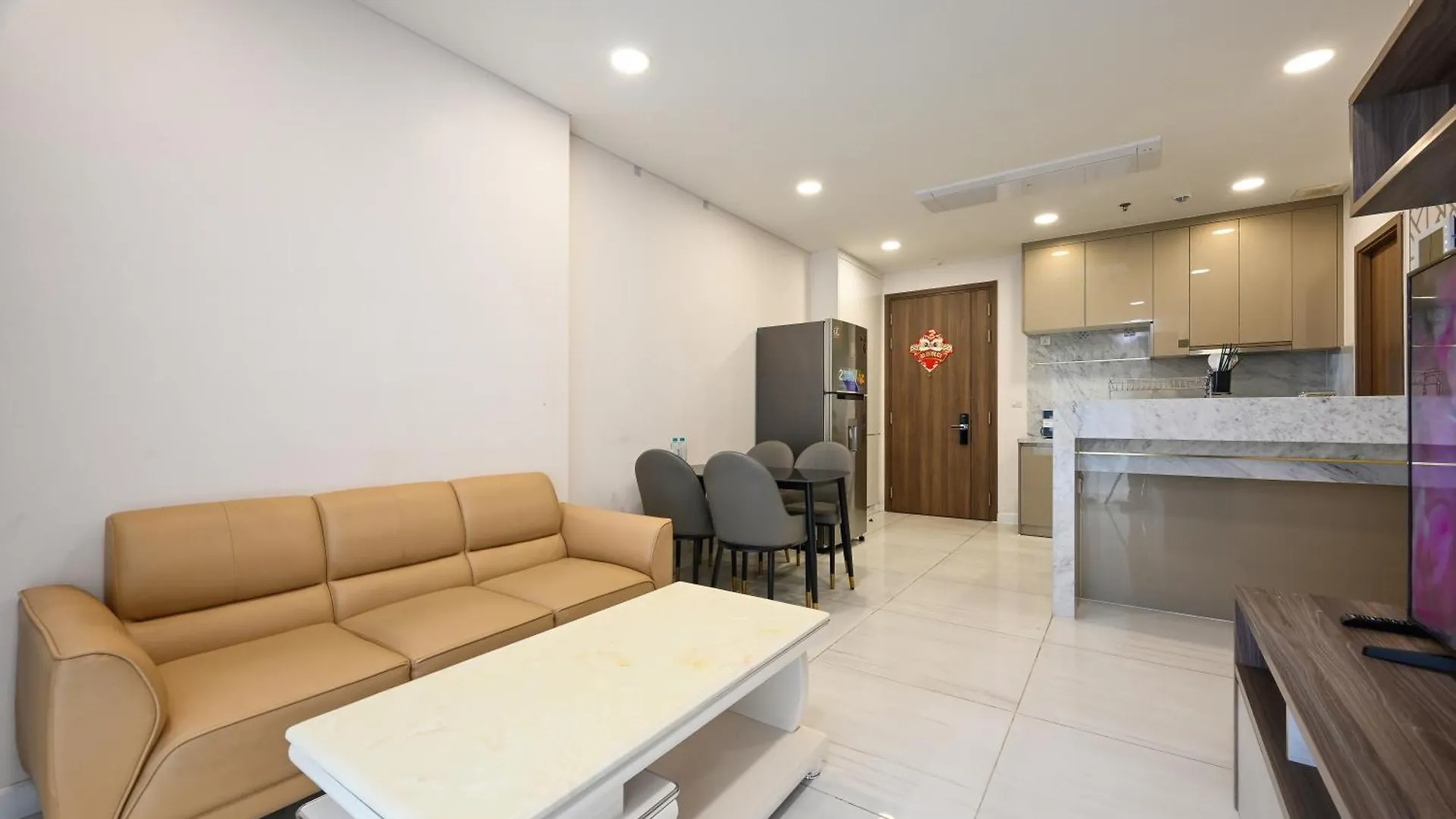 2Br Apartment In Kingdom101-District 10 Ho Chi Minh City