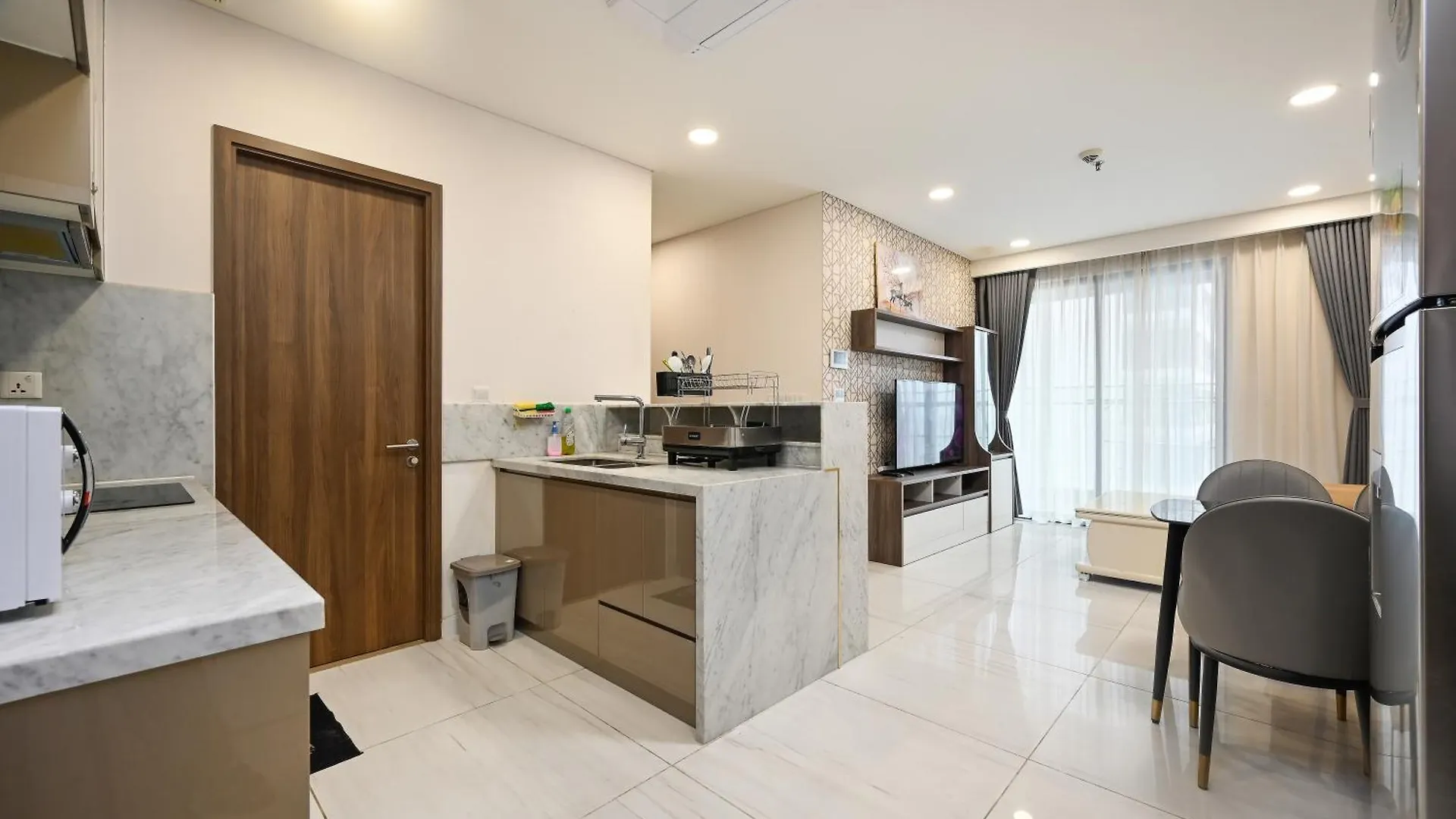 2Br Apartment In Kingdom101-District 10 Ho Chi Minh City 0*,  Vietnam