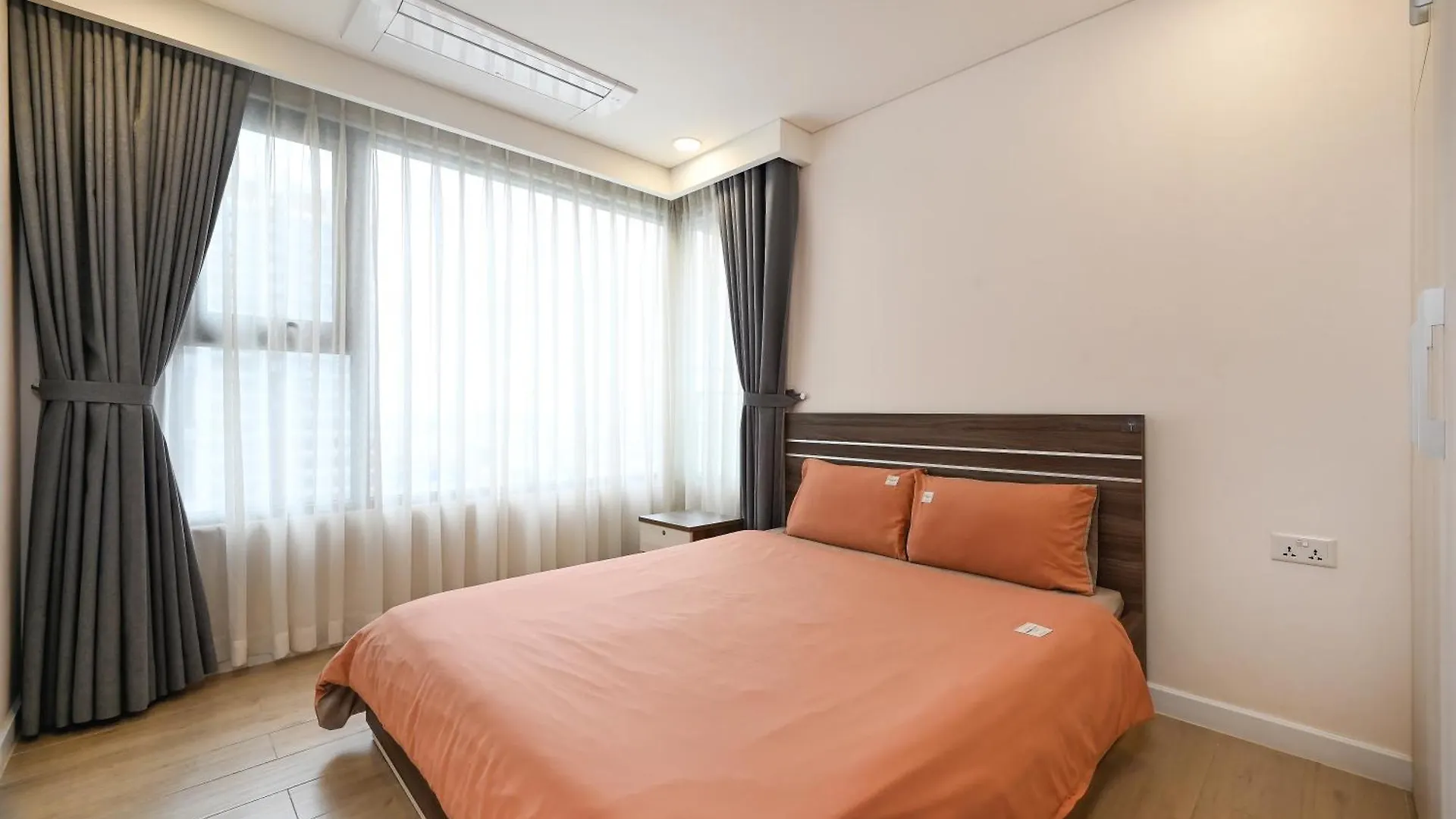 2Br Apartment In Kingdom101-District 10 Ho Chi Minh City Vietnam